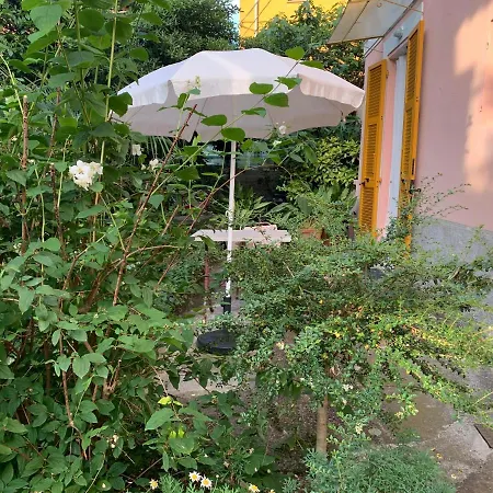 Apartmán Casa Righetti Liguria, Three Indipendent In A 1924 Family With Garden, Together, Live Separately *
