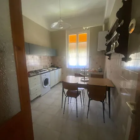 Appartamento Casa Righetti Liguria, Three Indipendent In A 1924 With Garden