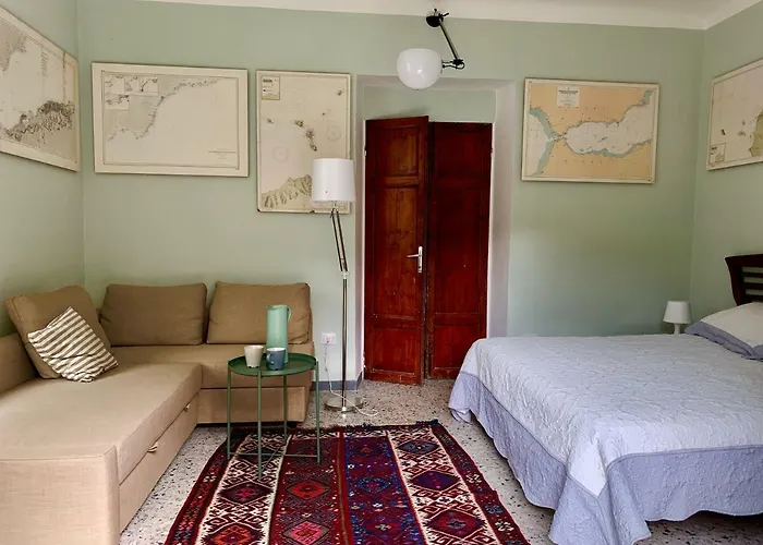 Apartamento Casa Righetti Liguria, Three Indipendent In A 1924 Family With Garden, Together, Live Separately La Spezia